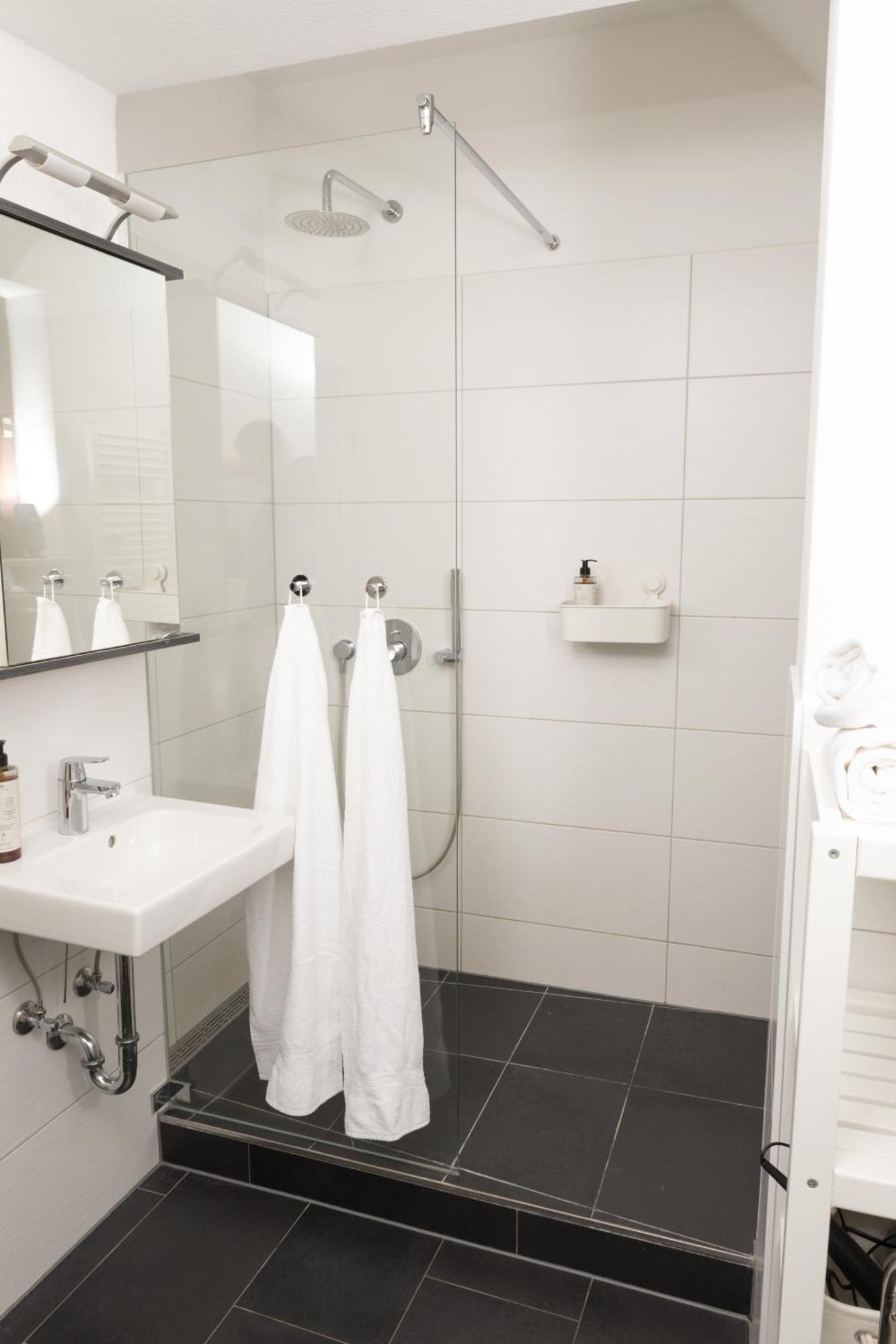 Bemyguest - 3 Zimmer Maisonette - Zentral - Klimaanlage - Aufzug Wiesbaden Kültér fotó